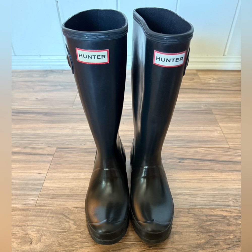 Hunter Classic Black Footwear